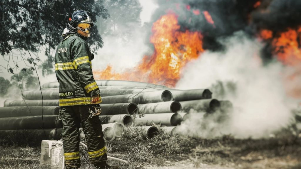 inalar fumaça de incêndio